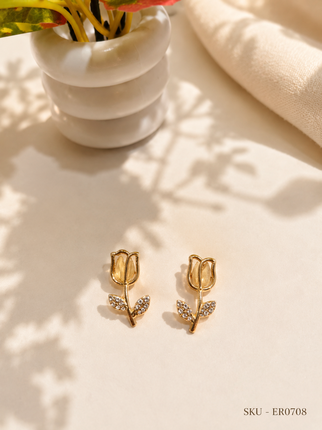 🌷 Golden Tulip Crystal Earrings ✨