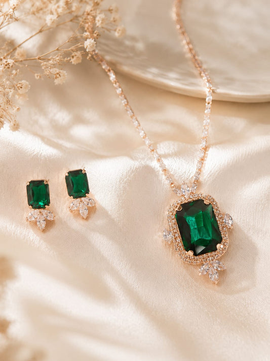 Emerald Luxe Pendant & Earrings Set