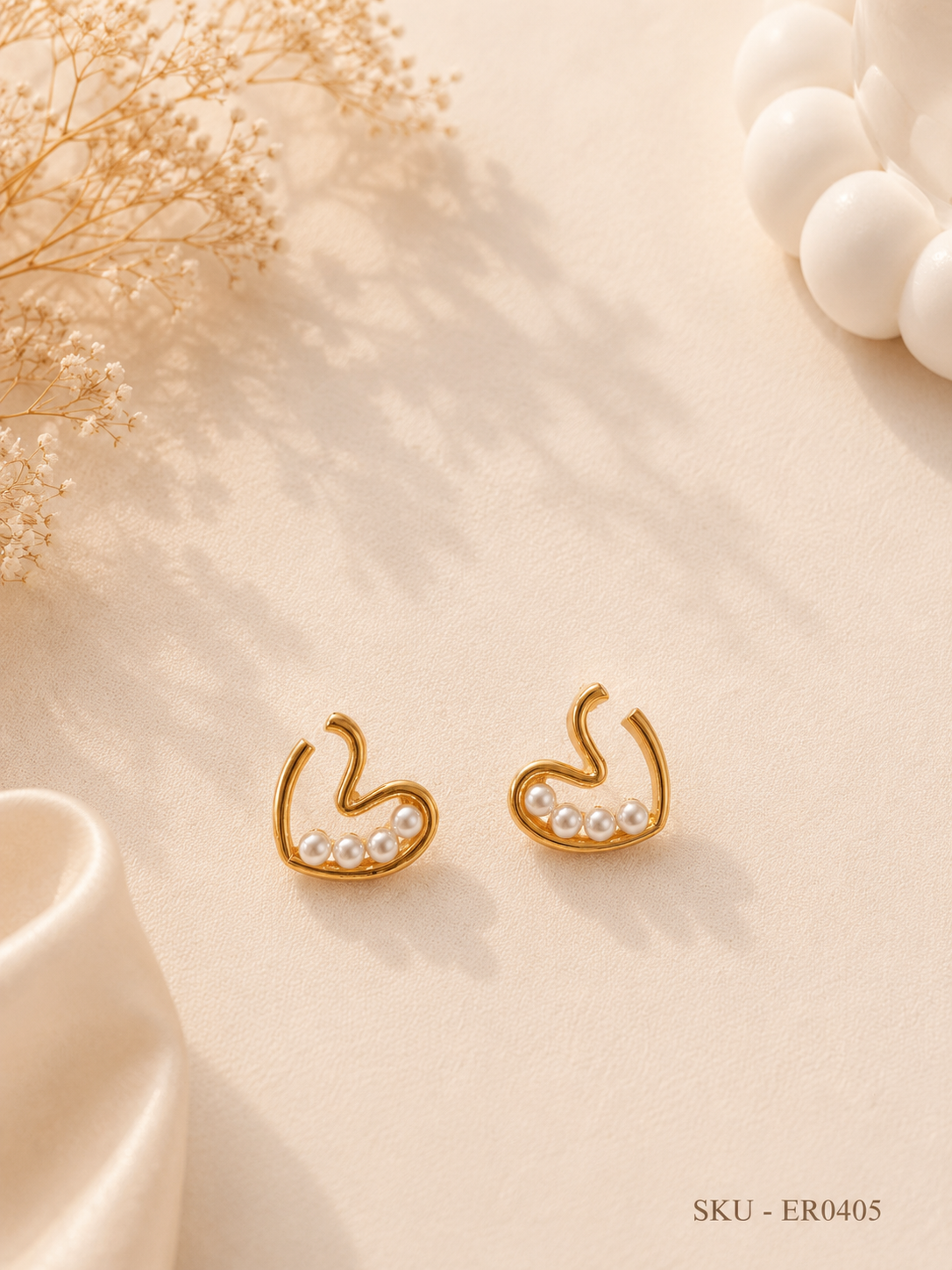 💖 Pearl Heart Stud Earrings 💖
