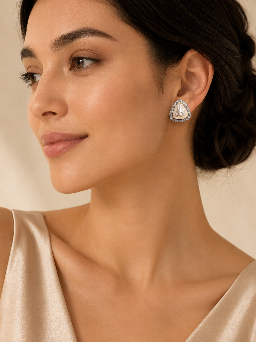 ✨ Pearl Glow Statement Stud Earrings ✨