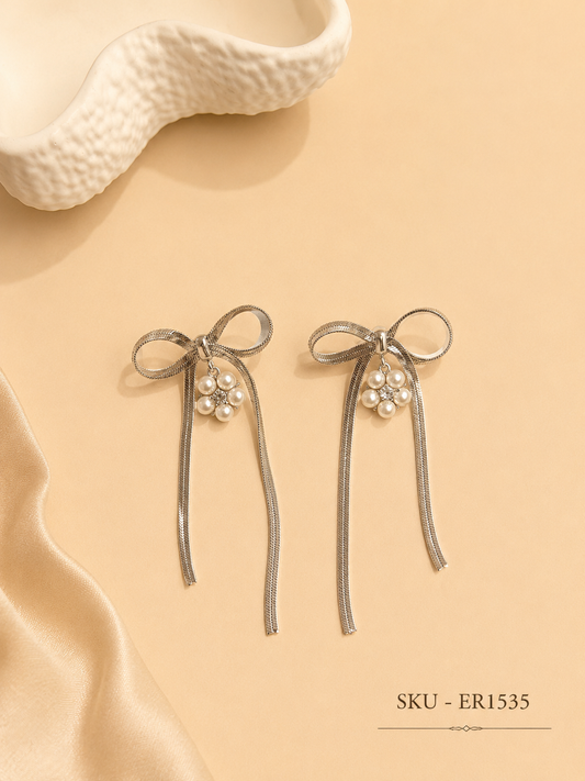🎀 Pearl Bow Drop Earrings 🎀